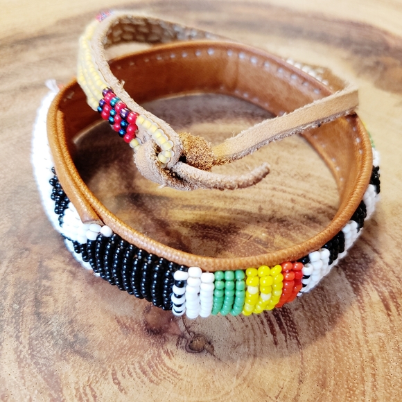 AUTHENTIC INDIGENOUS TRIBAL EARRINGS & BRACELET SET - Picture 5 of 5